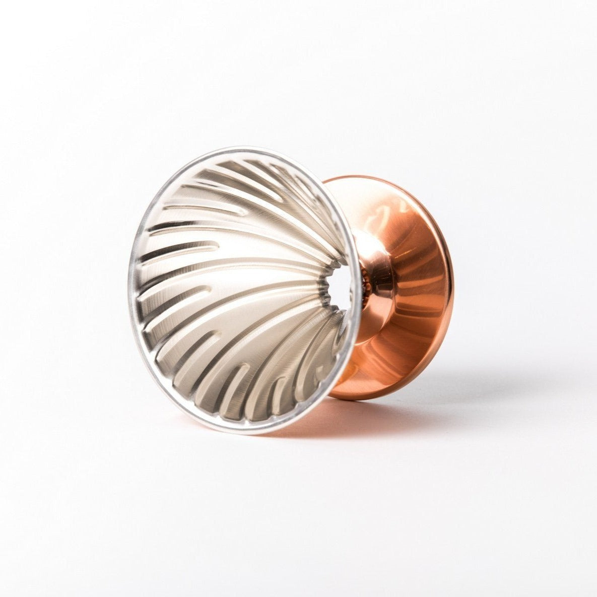 Hario V60-02 stainlesssteel dripper, gold